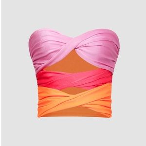 SOLD⚠️Front twisted tube top